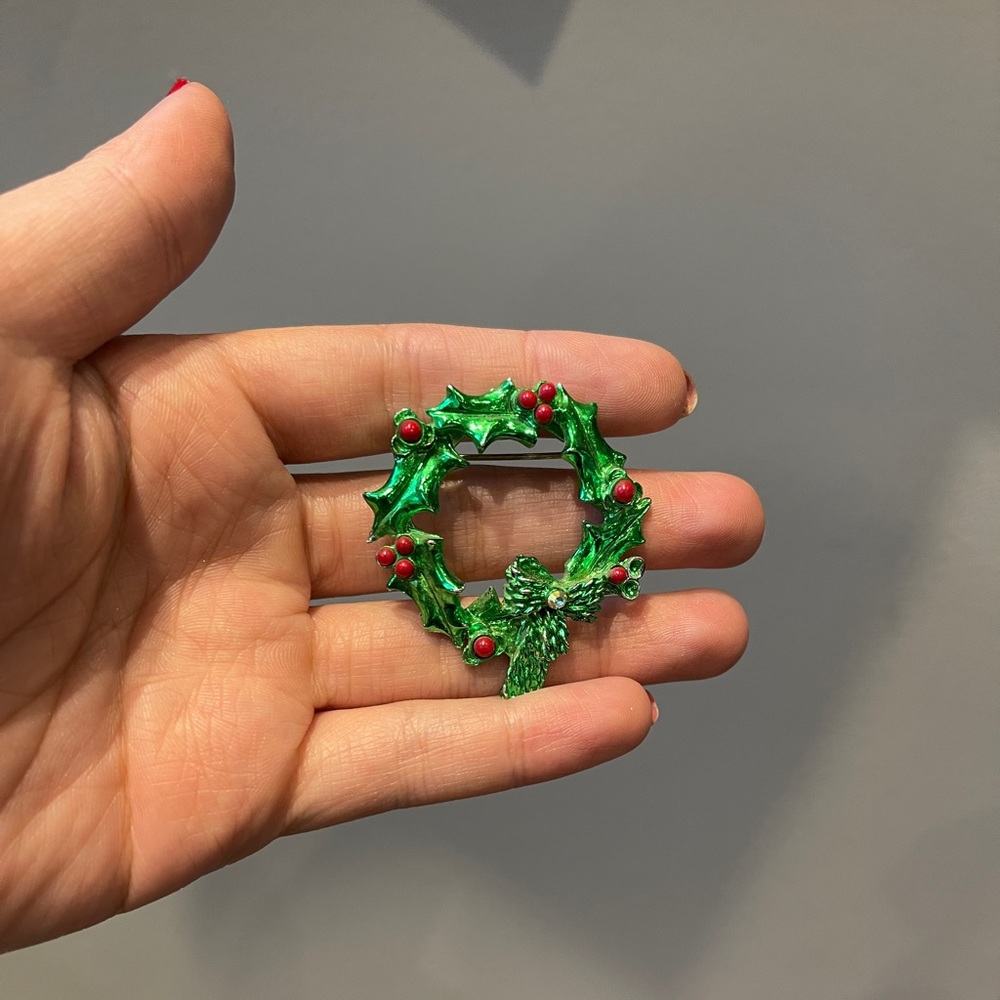 Vintage Christmas Pin